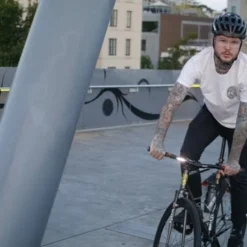 Knog Plus Front -Shiman Bicycle Shop 52791 knog plus front