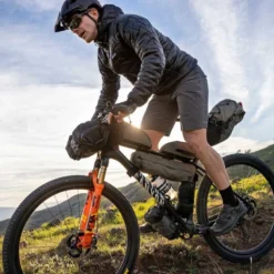 Topeak Frontloader Bikepacking Handlebar Bag -Shiman Bicycle Shop 71320 topeak frontloader bikepacking handlebar bag